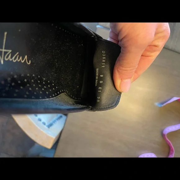 NEW Cole Haan Women's Leather Classic Black Loafers - Picture 8 of 13